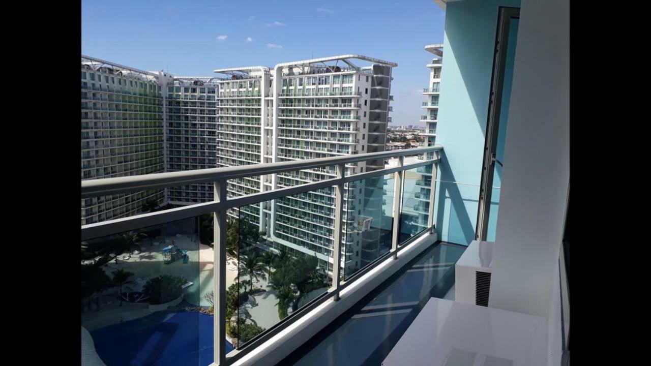 Azure Condo Resort Paranaque Bldg Maldives Манила Екстериор снимка