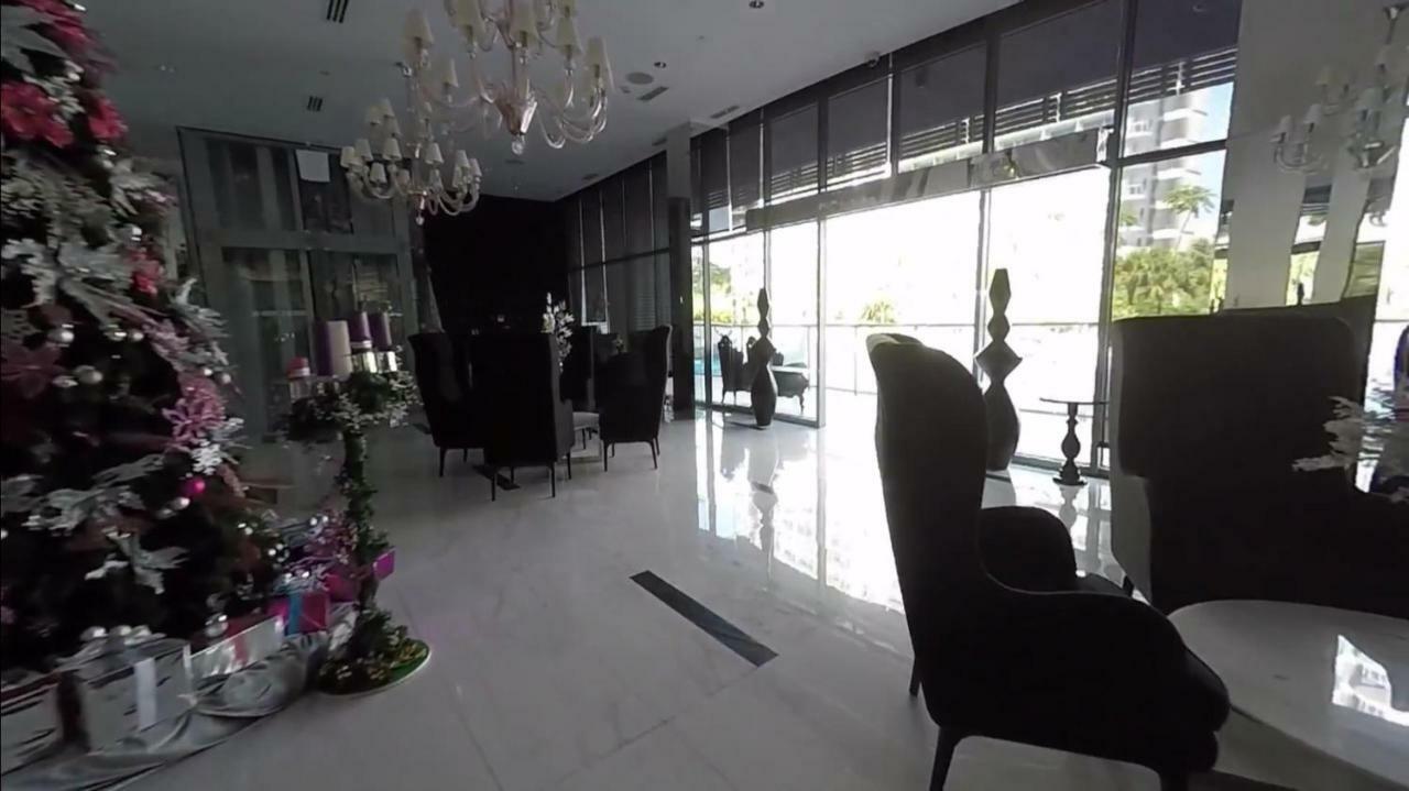 Azure Condo Resort Paranaque Bldg Maldives Манила Екстериор снимка